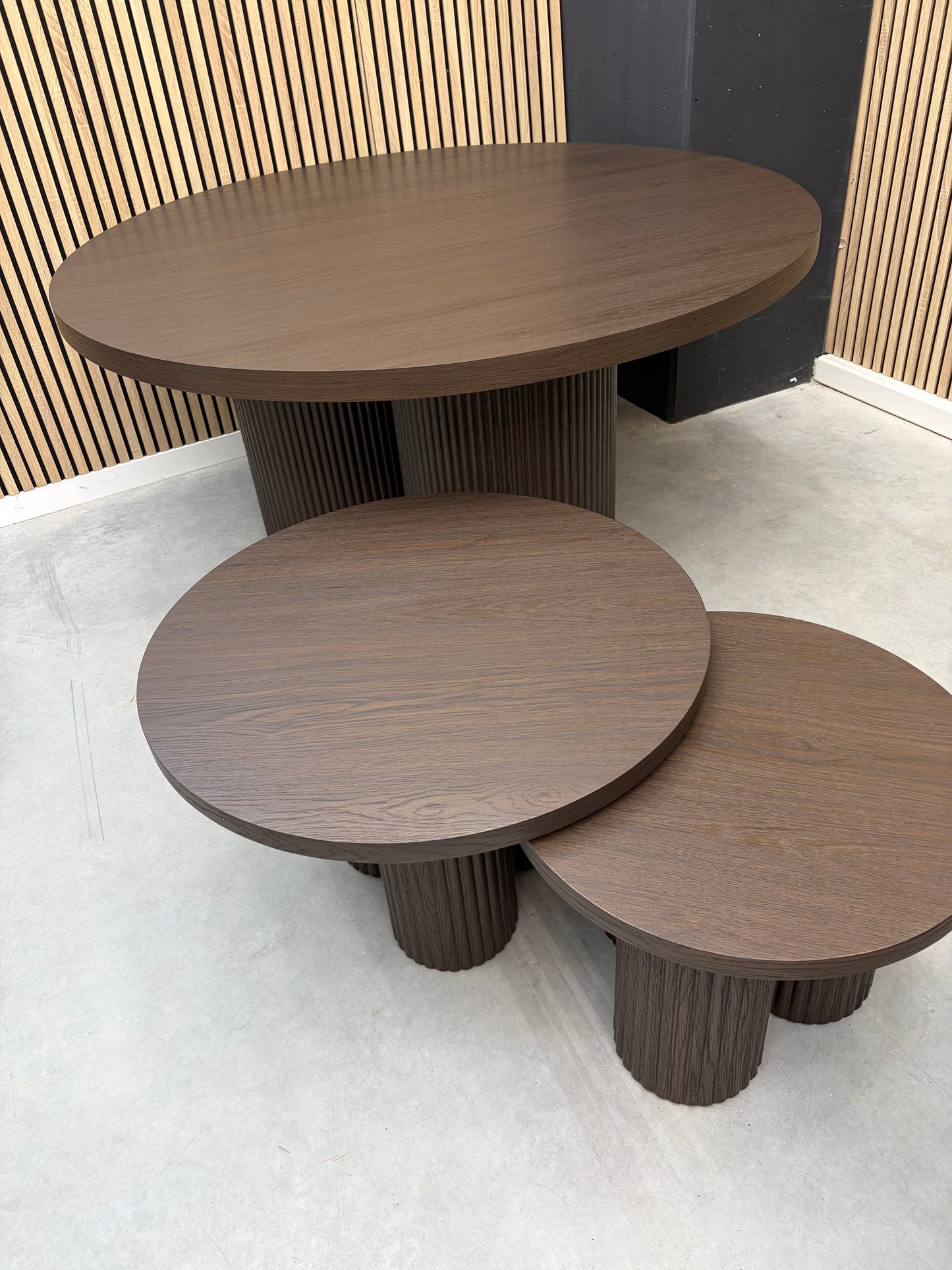 Eettafel Kwatri – Japandi Design met Walnoot Hout